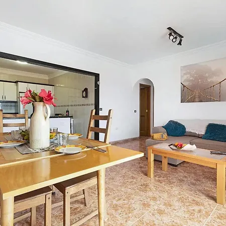 Prázdninový dům Spacious With Private Terrace Puerto de la Cruz (Tenerife)