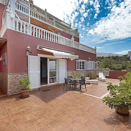 펜션 Spacious With Private Terrace *