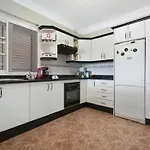 Spacious With Private Terrace 拉克鲁斯